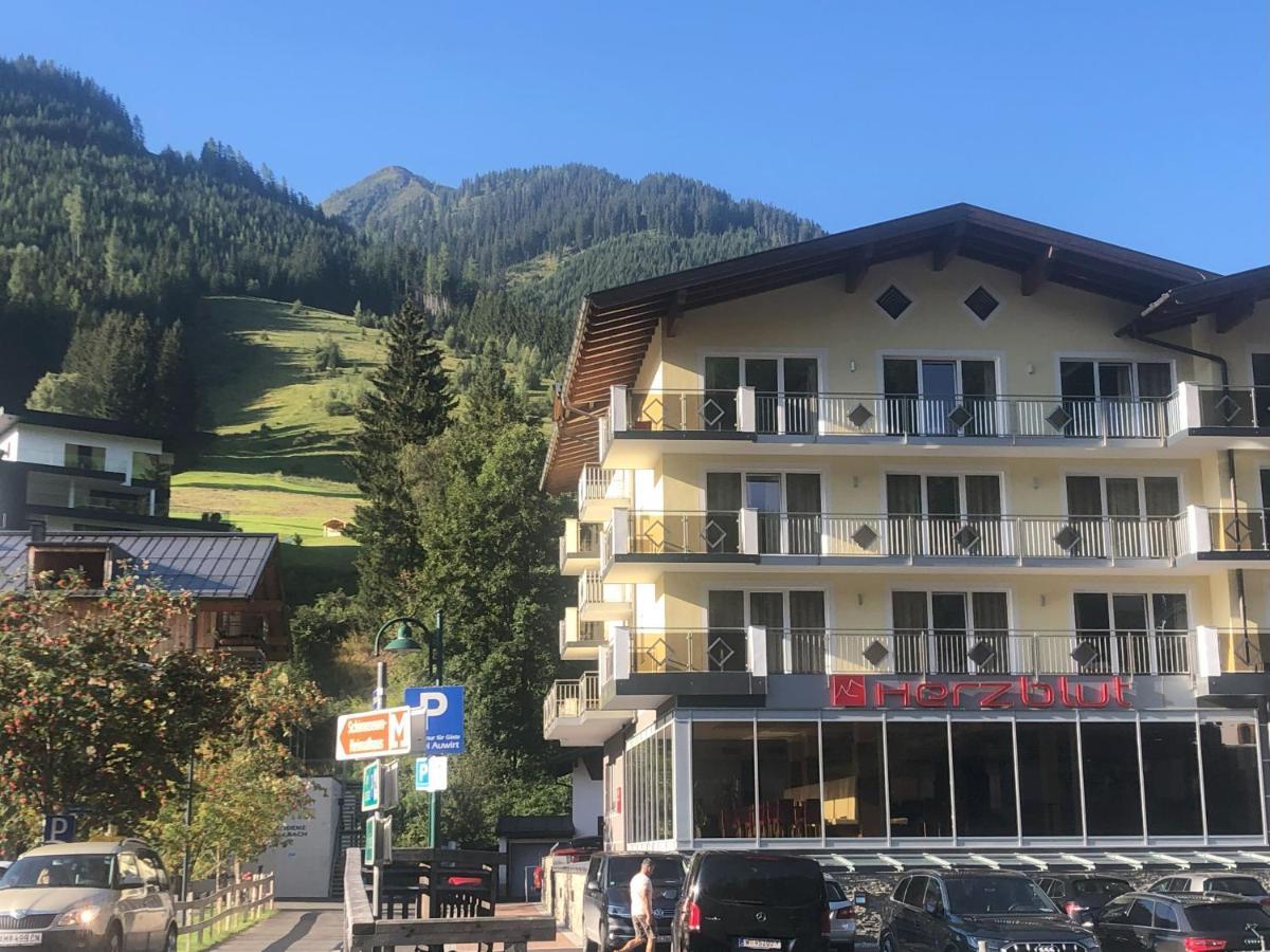 Hotel Herzblut - Joker Card Included In Summer Saalbach-Hinterglemm Exterior foto